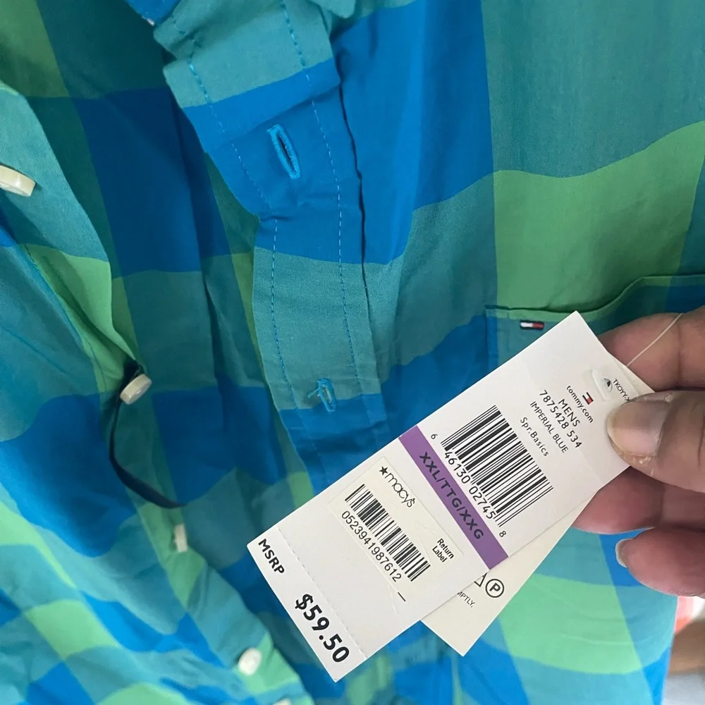 🔥NWT 🔥Tommy🔥 Hilfiger button up 🔥🔥 - Picture 4 of 4